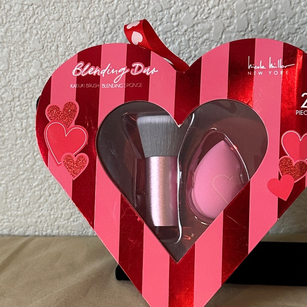 Nicole Miller Pink Heart Makeup Brush and Sponge Duo